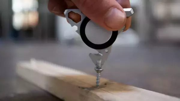 想像を超える便利さ！カッターやドライバーにもなる、マルチツール付スマホリング「TRING」がmachi-yaにて2022年6月予約販売開始！