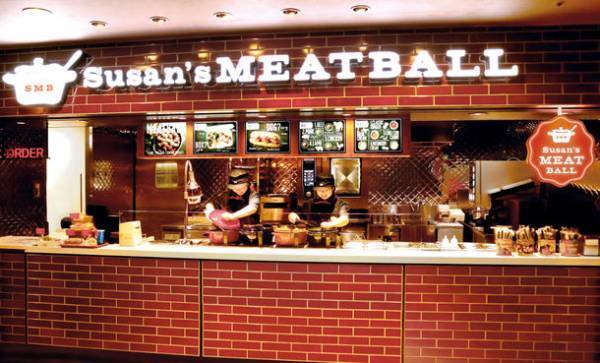 NYテイストのミートボール専門店からスイーツが誕生！店頭で焼き上げるサクサク・ジューシーな“アップルパイ”4/1販売開始　Susan's MEAT BALL日比谷・舞浜店