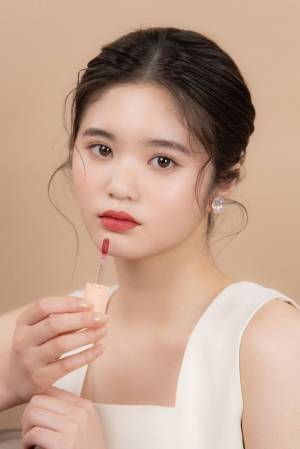 9人組ガールズ・パフォーマンスグループ「Girls²」プロデュースコスメ『you know…?』がDHOLICオンラインサイトにて3月30日(水)より先行予約販売スタート！