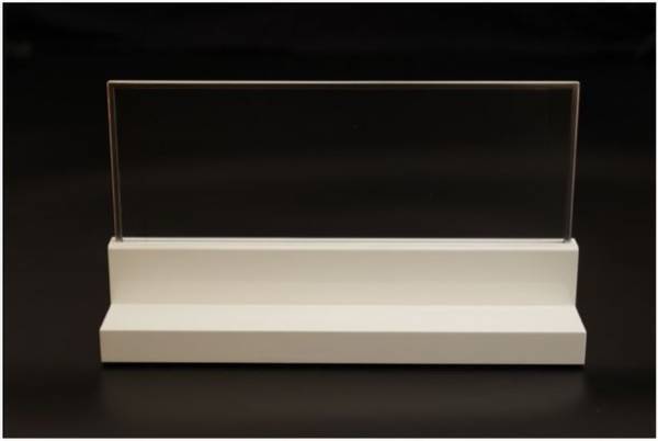 会話の見える化アプリ「UDトーク」透明ディスプレイ「Raelclear(TM)(レルクリア)」との組み合わせで難聴者・ろう者のコミュニケーションを円滑にするツールを2022年4月より、4つの学校に無償提供開始