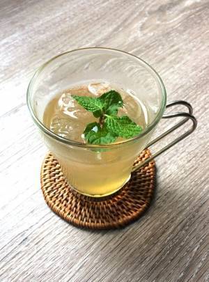 中世フランスの疫病蔓延を救った伝説レシピを再現！50種類の有機原料を配合したアップルサイダービネガー「フォーシーブスビネガー50」を販売開始