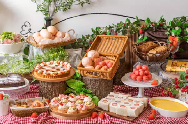 いちご専門店の道の駅「いちごBonBonBERRY 伊豆の国factory」にて春爛漫のピクニック気分を楽しめるキュートないちご尽くしのスイーツビュッフェ『いちごの国のピクニックパーティー』を4月1日(金)より期間限定で開催！