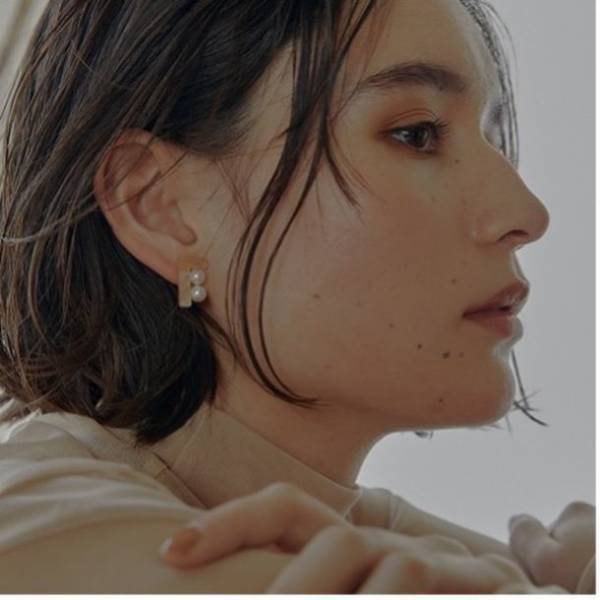 あこや真珠×国産高級アクリル「re +A レプリュエ」　天然石鑑定士が生み出す上質アイテム「un genie」　2ブランドが松屋銀座に初出店