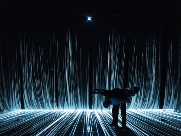 全国4劇場による連携で誕生、日本から世界へ。束芋【アニメーション】×ヨルグ・ミュラー【現代サーカス】の新作舞台を全国4劇場で公演が決定