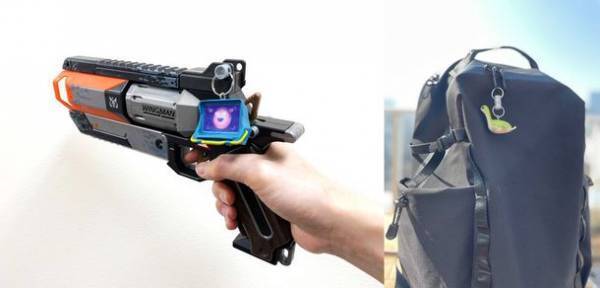 『Apex Legends(TM)』から4月28日より新商品「ネッシーぬいぐるみ」「チャーム」販売開始