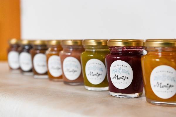 「近鉄百貨店」×「東急ハンズ」のコラボショップ地域の暮らし密着・発見・発信型マーケット「Plugs Market四日市店」フロア構成の概要について