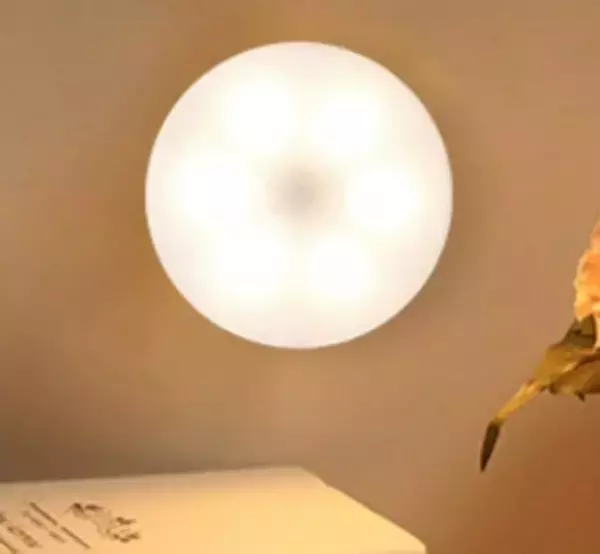 インテリアコーディネーター MAKOさん直伝！おしゃれなお部屋づくりのコツ＆おすすめアイテム　Qoo10で人気の「センサーライト」販売ランキングも発表