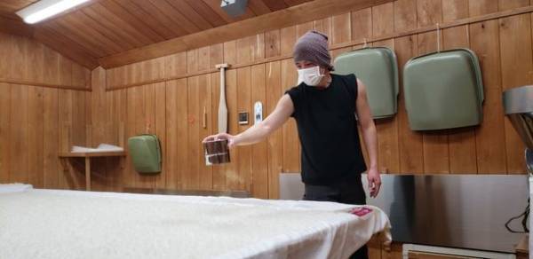 老舗酒蔵が男性従業員の育児休暇100％実現をめざす　飛騨市の渡辺酒造店が取り組む“新しい働き方”