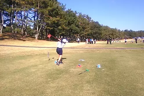 お子さま向け企画！青い空、緑の芝生を感じよう！「わくわくゴルフ場体験！at 桔梗が丘ゴルフコース」