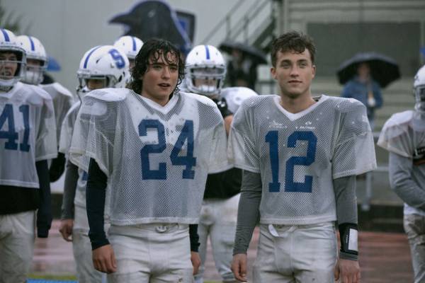 DCヒーロー「スーパーマン」新TVシリーズがついに日本初上陸　「スーパーマン＆ロイス」シーズン1　NHK総合で2022年4月3日(日)放送開始今度のスーパーマンは双子の父親、地球も家族の平和も守る！？