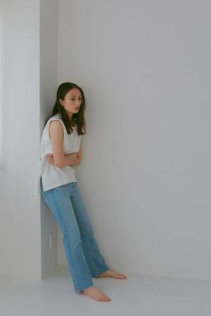 YANUK×CASA FLINE 初のスペシャルコレクションが登場！～人に、地球に優しいアイテムを共に創りあげました～