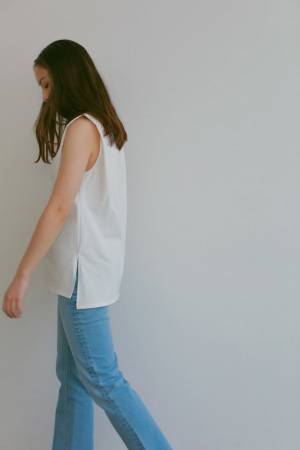 YANUK×CASA FLINE 初のスペシャルコレクションが登場！～人に、地球に優しいアイテムを共に創りあげました～