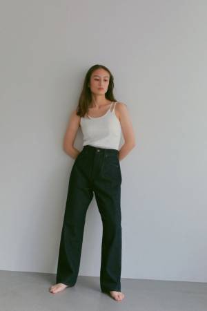 YANUK×CASA FLINE 初のスペシャルコレクションが登場！～人に、地球に優しいアイテムを共に創りあげました～