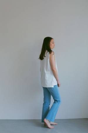 YANUK×CASA FLINE 初のスペシャルコレクションが登場！～人に、地球に優しいアイテムを共に創りあげました～