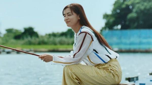 尾野 真千子さん出演　CM最新作『尾野さんと「釣り」篇』を4月7日より全国オンエア