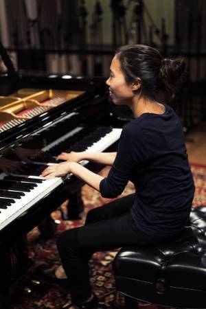 日本人ピアニスト西田 衣見、バークリー音楽大学のコンサート「Berklee Symphonic Winds: Winds of Change」にメインピアニストとして出演