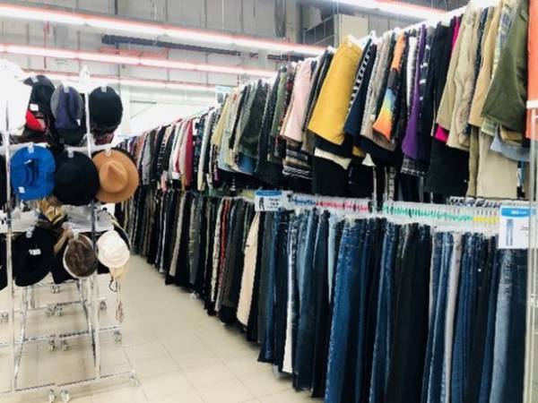 日本で販売しきれなかった商品、年間約500万点、約2,600トンをマレーシアで再流通　ブックオフグループのリユースショップ「Jalan Jalan Japan」9号店「Tampoi(タンポイ)」店が2022年4月1日(金)に新規オープン