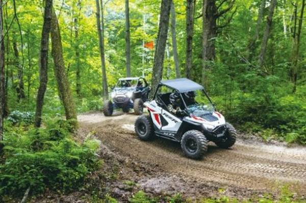 アフターコロナ時代に世界が注目するアドベンチャーツーリズム。大自然の中をバギーで走る「ホワイトハウスヴィレッジ笑顔プロジェクト」が日本最大級の商業リゾート施設「VISON［ヴィソン］」(三重県)にてゴールデンウィーク4月29日(金祝)より始動します。