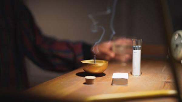 大人気「暮らし系」YouTuberが提案する、暮らしを楽しくする道具たち　新商品のお香「kumo」が2022年4月14日21時発売