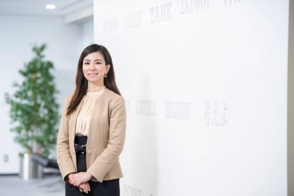 日本アイ・ビー・エムデジタルサービスの井上社長が登場「SUPER CEO」表紙インタビューNo.56公開