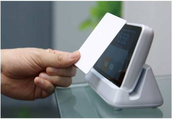 「第13回教育ITソリューションEXPO」(5月11日～13日)に出展　出席管理、勤怠管理、登下校メール配信用ICカードリーダー「Pit-21A」を展示