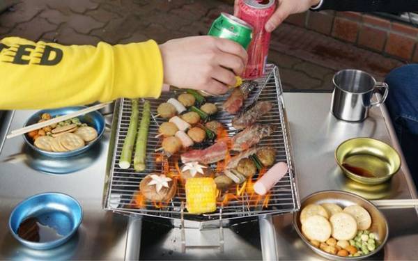 一台でBBQグリル・テーブル・コンロ調理が叶う「アウトドアキッチンII」をMakuakeにて販売開始