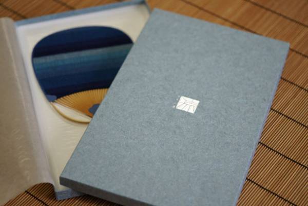 廃棄漁網をリユースしたサステナブルな丸亀うちわ「REFINE」4月22日アースデーから世界へ発信！“今欲しい、一生もの”