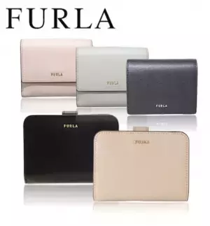 Qoo10人気「二つ折り財布」ランキング　財布の新調に最適なタイミング！コンパクトで機能性に優れたブランド財布が人気