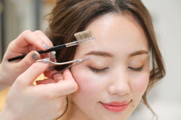 「すすきの」駅改札すぐ！ヘアメイク・眉カット・まつげパーマ・着付けサービスを提供する『アトリエはるか さっぽろポールタウン店』4/15(金)NEW OPEN！！