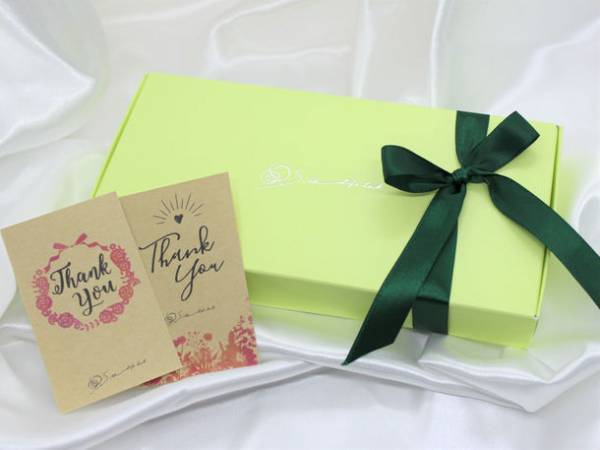 「みどりまゆ」の美容成分を使用したライフスタイルブランド絹生活研究所が「母の日 ギフトキャンペーン」を4/20から実施