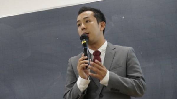 わんちゃんの情報が1枚にまとまったカード『散歩免許証』をリリース！