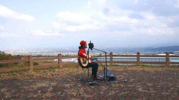 車上生活をしながら全国にベース弾き語りをする「トオルコバヤシ」　6月6日に全曲をYouTubeに公開・サブスクサイトから全曲配信