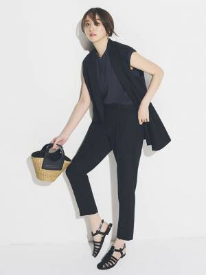 “ハイブリッドワーク”に最適！オン・オフの着回し自由自在　PLSTが新しい仕事着「ニュースーツ コレクション 第2弾」を発売