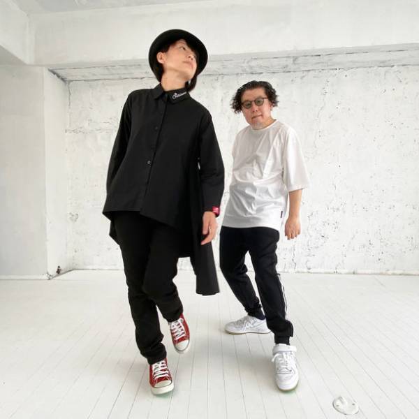 世界中のZ世代に届けるRockユニット「hina-sammue(ひなさむう)」が「エマージェンザ・ジャパン2022」5月22日(日)の準決勝に進出