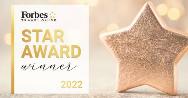 シャングリ・ラ 東京が『フォーブス・トラベルガイド 2022』の「ホテル部門」において最高評価の5つ星、および「スパ部門」にて4つ星を獲得