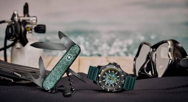 洗練された確かな品質と機能を持つダイバーズウォッチ「I.N.O.X. Professional Diver Limited Edition」を5/13発売