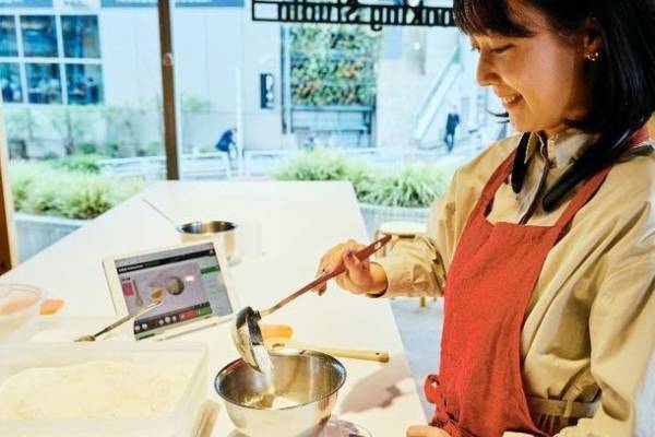 人気声優がABCクッキングスタジオのインストラクターを担当！音声と動画で学ぶセルフスタイルレッスン「イケボレッスン」を開講