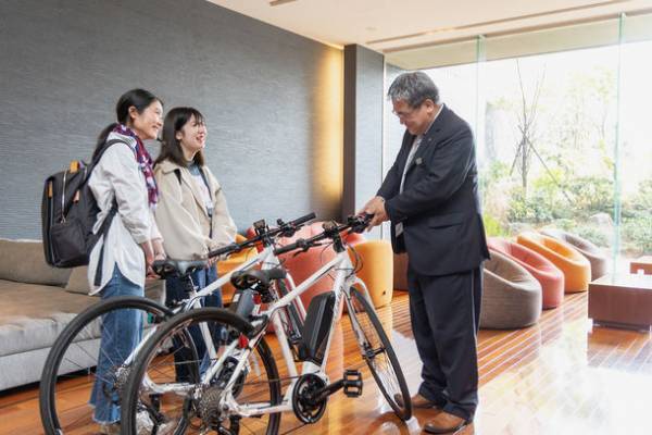 沼津、伊豆長岡、修善寺のホテルとレストランが「狩野川散走」レンタサイクル＆ツアーで提携　相互で乗り捨て可能なeBikeレンタルと手荷物運搬サービスを開始