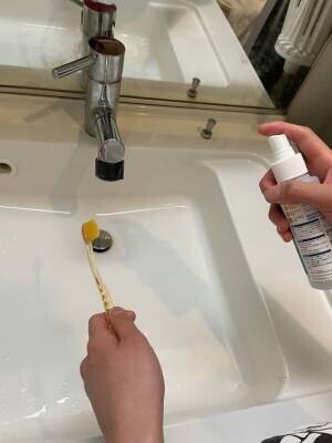 5月9日“口腔ケアの日”に歯ブラシ専用除菌洗浄水『ハブラシをきれいに』をECサイトで新発売