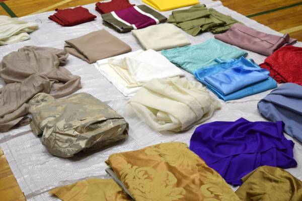 東北新社・UNIVERSITY of CREATIVITY・TBS赤坂の子どもたちと旗づくりを通して平和を考える「Akasaka PEACE FLAG プロジェクト」第１弾イベントを５月３日（火・祝）〜５日（木・祝）赤坂サカスで開催