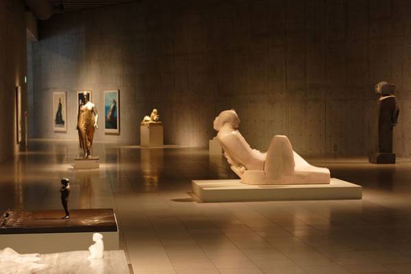 ヴァンジ彫刻庭園美術館が彫刻作品と建物や設備の修復費、庭園の維持費を募るクラウドファンディングを実施