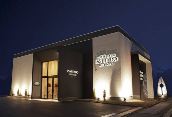 世界三大カッターズブランドが集結！一真堂 松本渚店にてモニッケンダムの正規取り扱いを開始