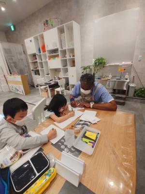 新プログラム「インターナショナルプリスクール」9月1日に開始　2歳から学べるイタリア発レッジョエミリア教育×英語×アート