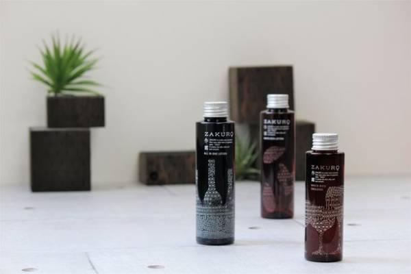 伊勢志摩サミットでも提供された日本酒「作」の酒粕を使用　三重ゆかりの化粧水「作露(ZAKURO)」5月28日(土)新発売