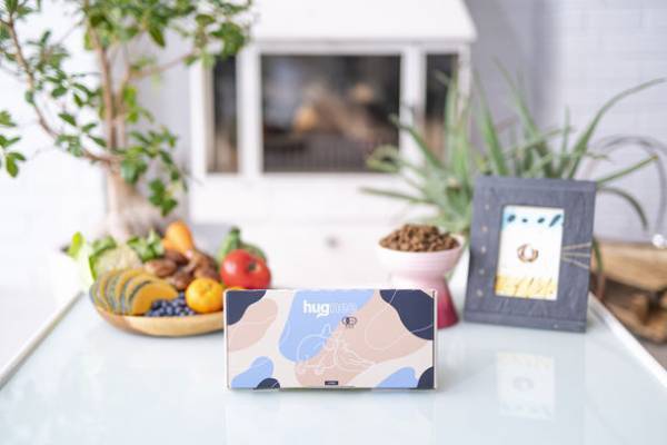 有機JAS認定の原料だけを使用したペットサプリ「hugmee」が2022年5月12日(木)に販売開始