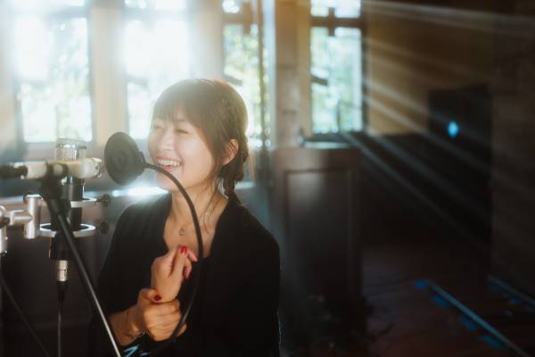 坂本美雨を迎え、福岡/東京を巡るプラネタリウムライブツアーを開催『LIVE in the DARK tour w/坂本美雨 〜birds fly〜』