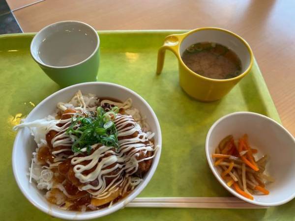 四天王寺大学　コロナ禍の学生の食生活を支援　「100円朝食」「100円夕食」を実施