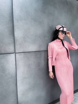 世界初(※)の非ニュートン折りたたみヘルメット(Pat.P)　ニュートンライダー公式WEBSITEで秘話がついに公開！