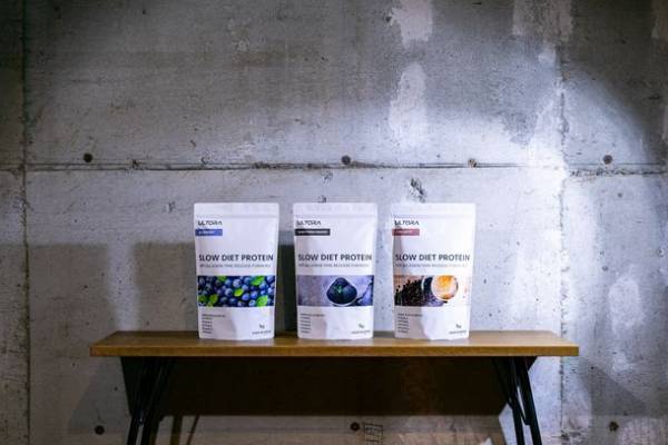 コロナ禍により4人に1人が体重増加を実感(※1)する中「ULTORA DIET PROTEIN」の出荷数が昨年比の3.7倍に急増　農林水産省推奨のバランスの取れた食生活で脱肥満