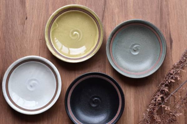 高級料亭で使用される器を家庭でも　希少価値の高い赤土を使用し、職人が手造りで仕上げた見谷陶器オリジナルブランド『温土(おんど)』が誕生　～6月1日(水)より見谷陶器楽天市場店にて発売～